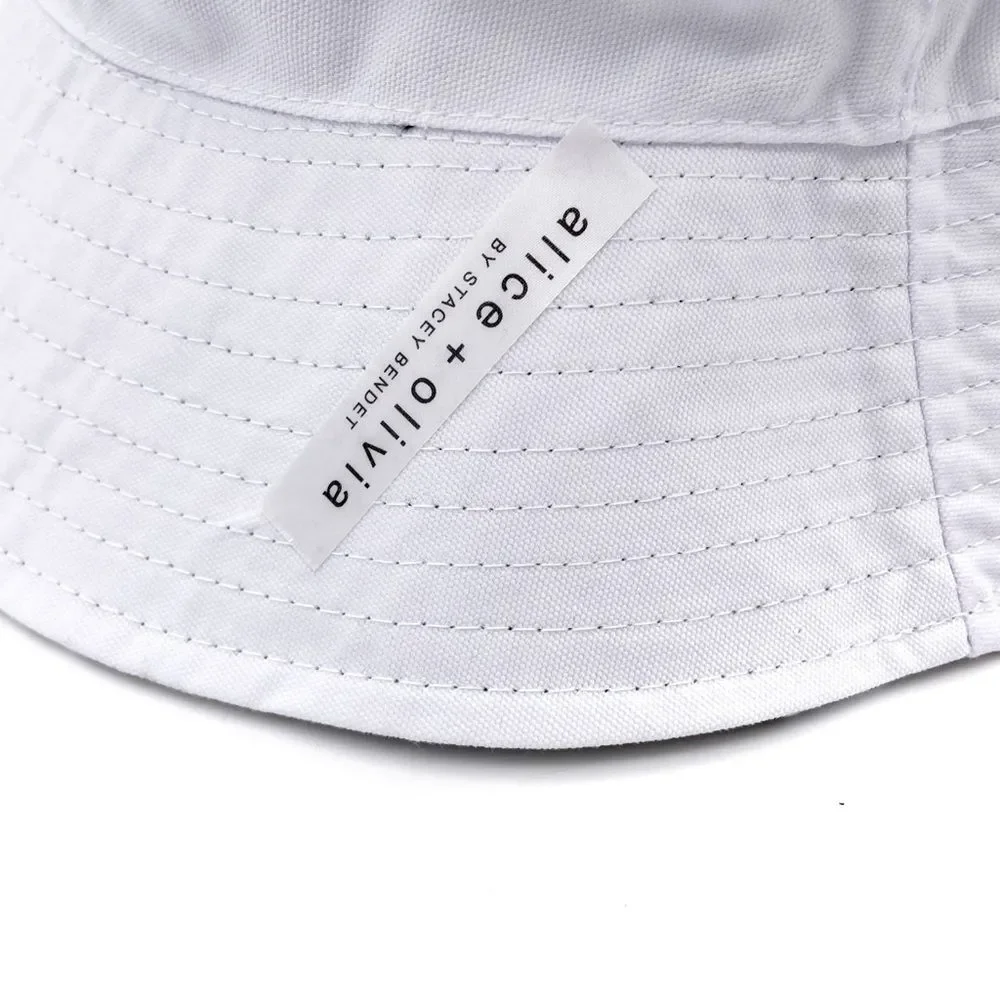 NWT Alice + Olivia x FabFitFun Reversible Bucket Hat Black & White Daisy Print